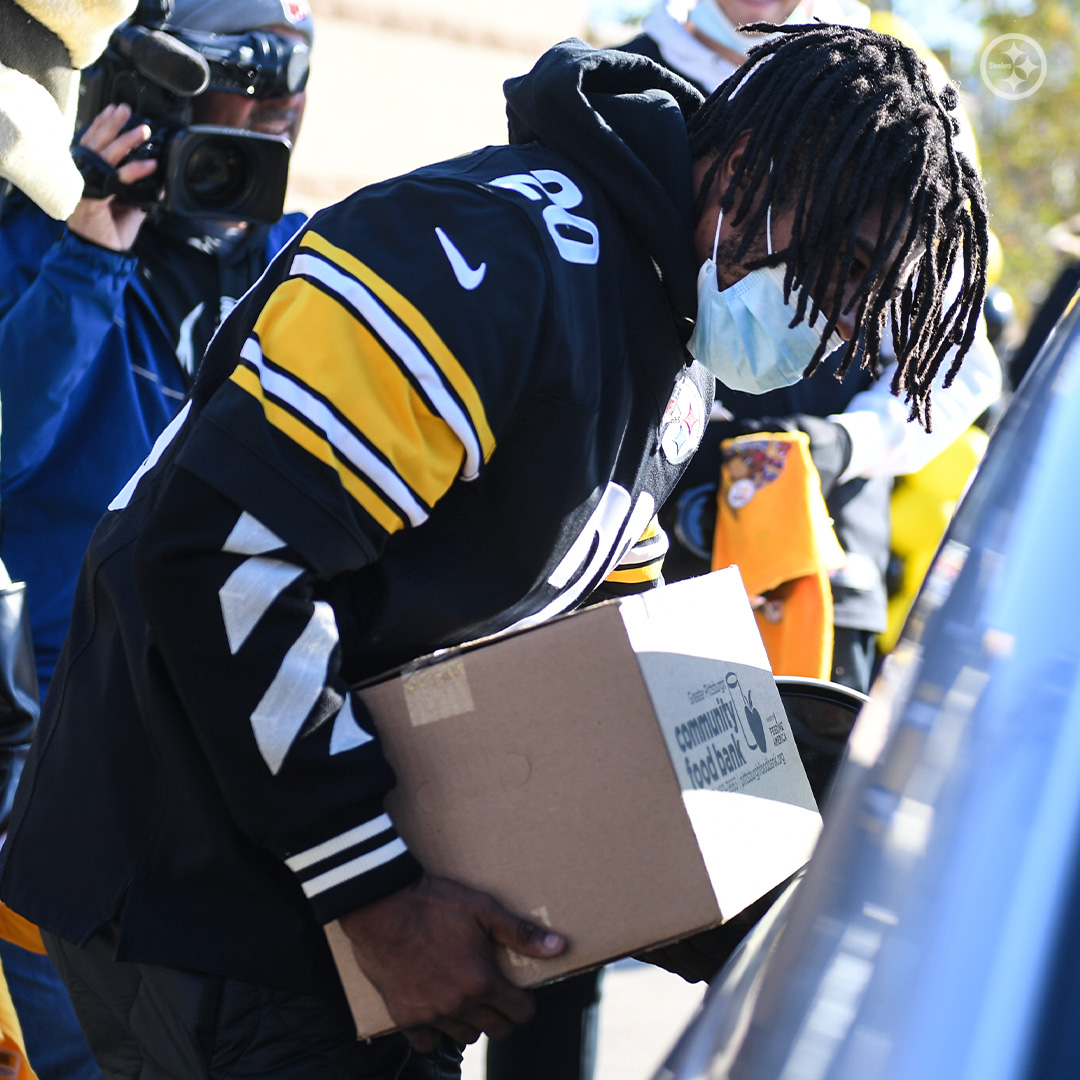 Steelers Community Relations tweet media