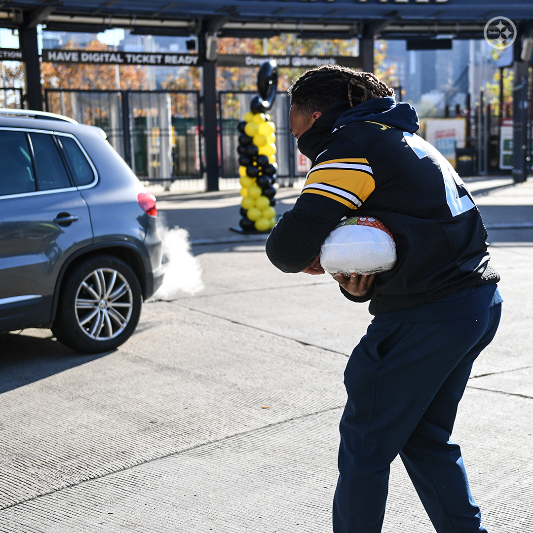 Steelers Community Relations tweet media