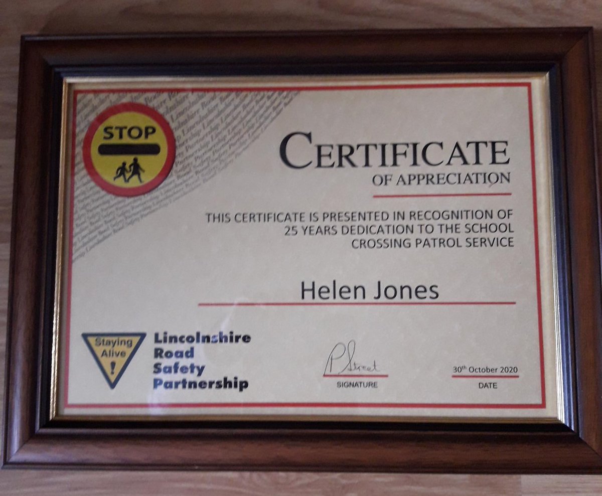 Congratulations to Helen Jones, School Crossing Patrol at Reepham Primary for over 25 years dedicated service.
Thank you to <a href="/RJrsos/">Reepham JRSOs</a> for presenting this to Helen.
<a href="/LincsRSP/">Lincs Road Safety</a> <a href="/JRSO_Lincs/">JuniorRoadSafetyOfficers</a> <a href="/Reepham_lincs/">Reepham C of E lincs</a>
