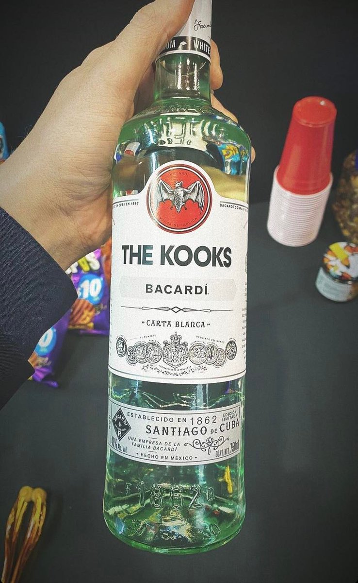 thekooksmusic's tweet photo. Cheers Mexico. The energy is unmatched. Thank you to every single one of you. Until next time... https://t.co/F0Q5IlJwz0