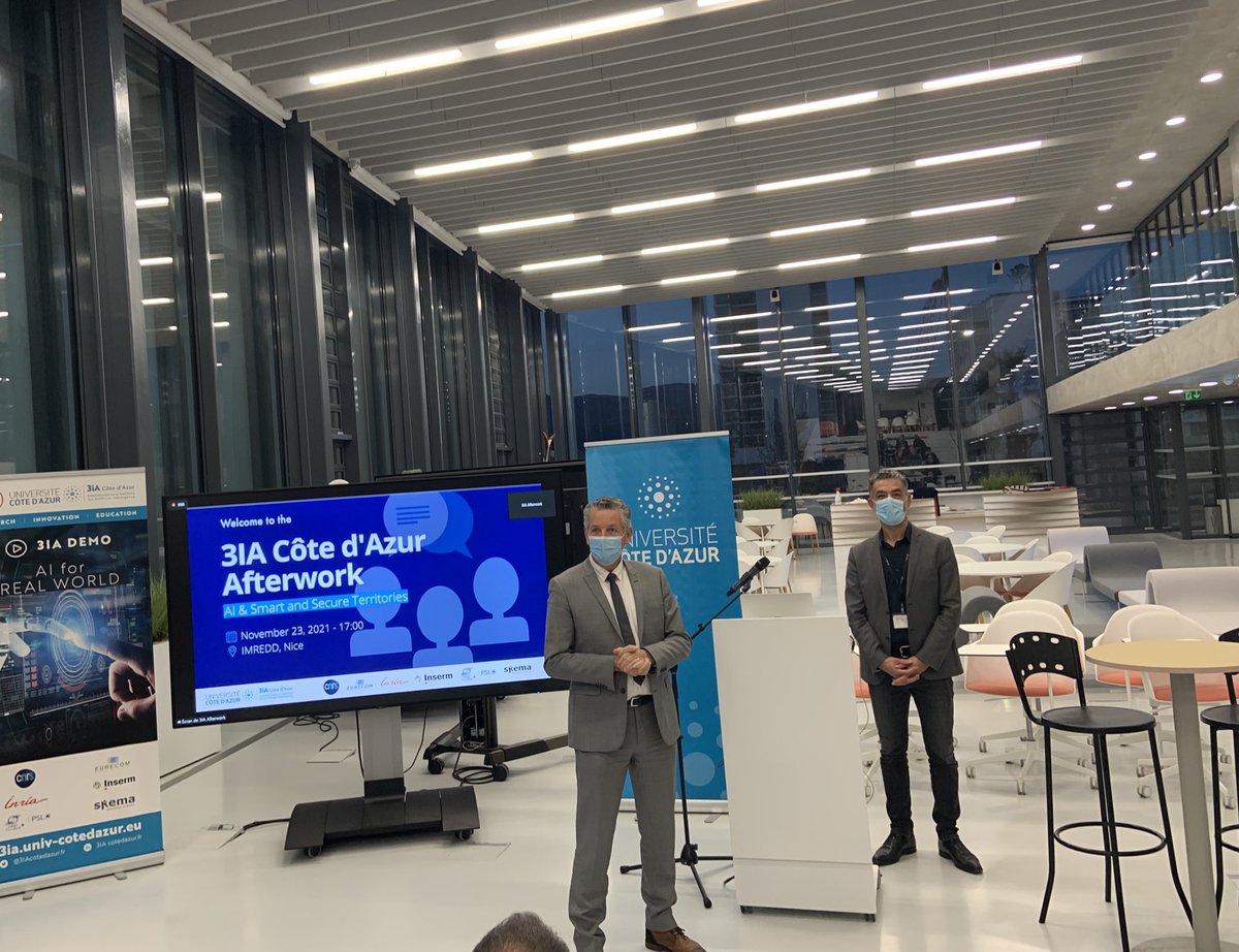 sebbar_diana's tweet photo. Démarrage de l’afterwork @3IAcotedazur #AI &amp; Smart and secure territories @imredd_uca  🚀 Présentation du programme scientifique de l’institut &amp; échanges et networking avec les entreprises partenaires. https://t.co/dD2U1DGPei