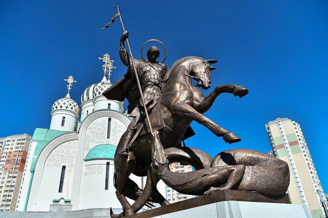 Posted • @igorbryntsalov 23.11 православные христиане отмечают День памяти Георгия Победоносца.Это один из самых почитаемых святых в Русской православной церкви,защитник и покровитель русского народа.Глубоко символично,что его изображение находится на гербе Московской области.