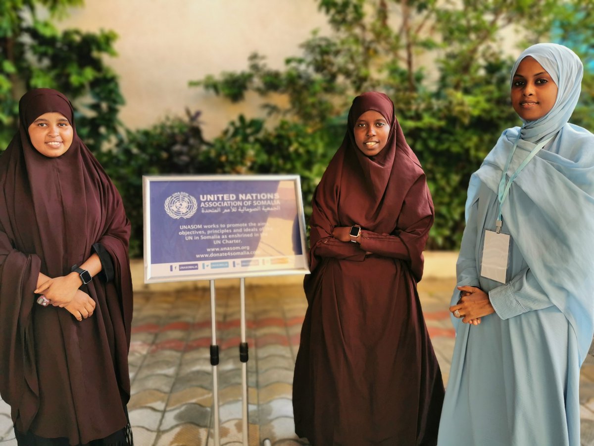 UNASOMALIA's tweet photo. We are thrilled to have @iftinsuudi2, a female construction worker, &amp; @EngSowda, a female electrician, both of whom work tirelessly to assist young females in learning construction &amp; electrical skills. Women are equally capable of handling &amp; operating tools &amp; machinery as men. https://t.co/5bXQ7SGiVk