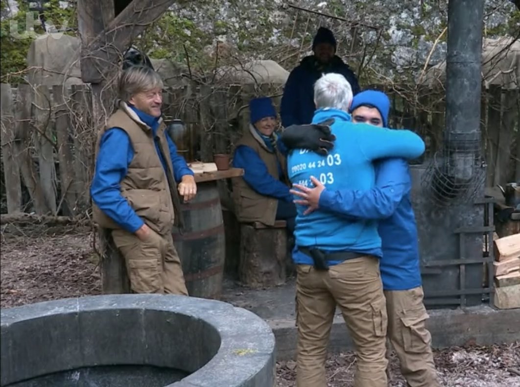 💙 #BlueTeam love! Who would you want as your castle Dad: Richard or @teamginola? #TeamMadeley @imacelebrity #imaceleb