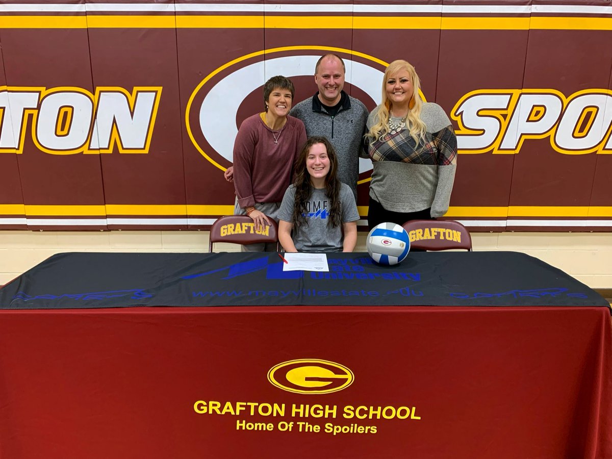 Spoiler 🏀 Is Excited For  <a href="/cabjorneby22/">Claire Bjorneby</a> to Compete at the Next Level 👊🏐 Congrats Claire, Go Comets!! #SpoilerPride