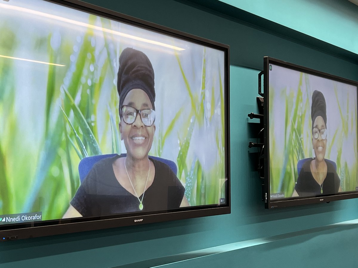 HumanitiesLab_'s tweet photo. The Deconstructing Race Lab was honored to host acclaimed author @Nnedi Okorafor as a thought-partner in the Lab this past week. Students read her short story "Mother of Invention" to grasp how ideas of race fit into future visions of humanity.

#DeconstructingRace #ASUHumanities https://t.co/WO0rZRvAFu