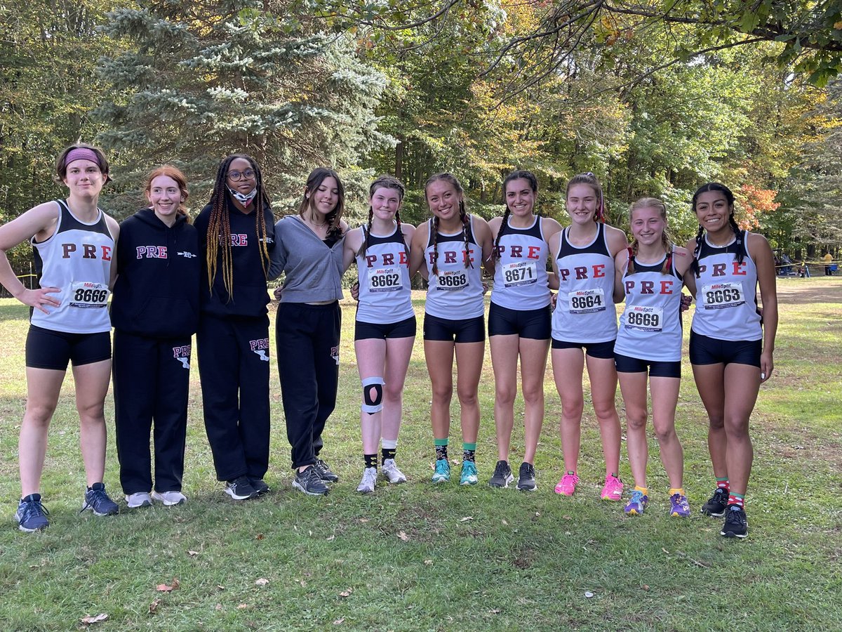 PRowlsathletics's tweet photo. Congrats on the Girls XC team on being named BCWCA Small School Team of the Year https://t.co/SNRgfqbnJZ