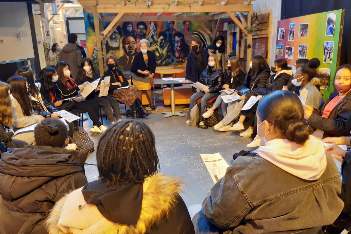 AlstomFrance's tweet photo. Heureux de participer à la journée #FillesMathsInformatique avec @femmesetmaths, @Asso_Animath, @FondBPascal, @villesaintouen & @Ellesbougent afin de sensibiliser les jeunes filles aux métiers scientifiques, mais aussi d’aborder les clichés et biais de genre. #JFMI https://t.co/2xPyi1x6oQ