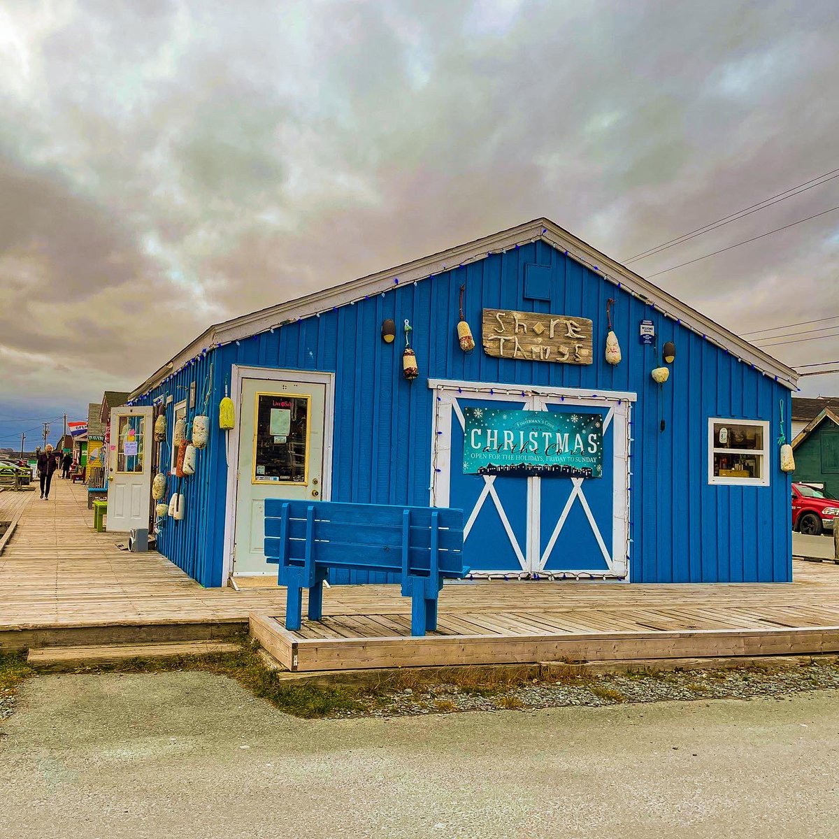 With Christmas coming I like going to stores to see what items I can find.  Yesterday I went to Fisherman's Cove.  Such great stores with some original items.  Lots of Nova Scotia made items.  A great way to support local vendors.  The different colors make it great to look at.