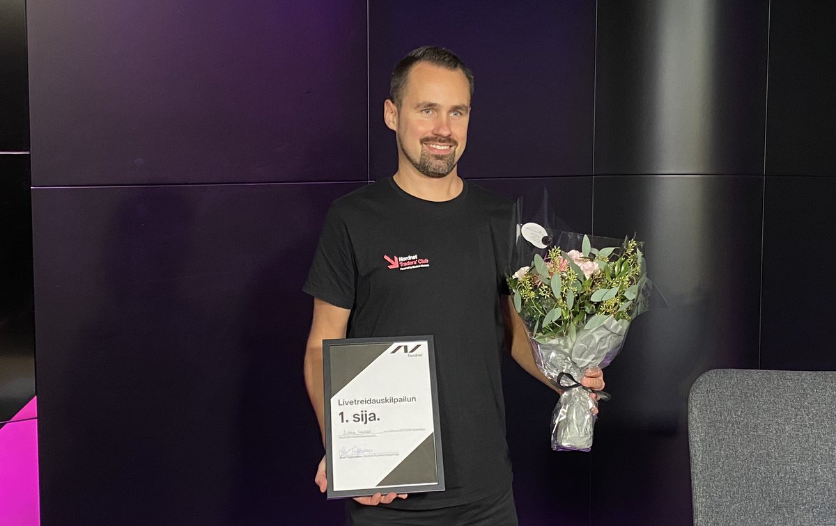Nordnetin livetreidauskilpailun voittajaksi selviytyi <a href="/JukkaLepikko/">Jukka Lepikkö</a> 🏆

Lopputulokset:
1. <a href="/JukkaLepikko/">Jukka Lepikkö</a> (+124 €)
2. <a href="/JSuokonautio/">Johannes Suokonautio</a> (+26 €)
3. <a href="/johannes1796/">Johannes Sippola</a> (ei treidejä)
4. <a href="/Weketor/">Kristian K.</a> (-57 €)

Onnittelut Jukalle voitosta ja iso kiitos kaikille livestreamia seuranneille!