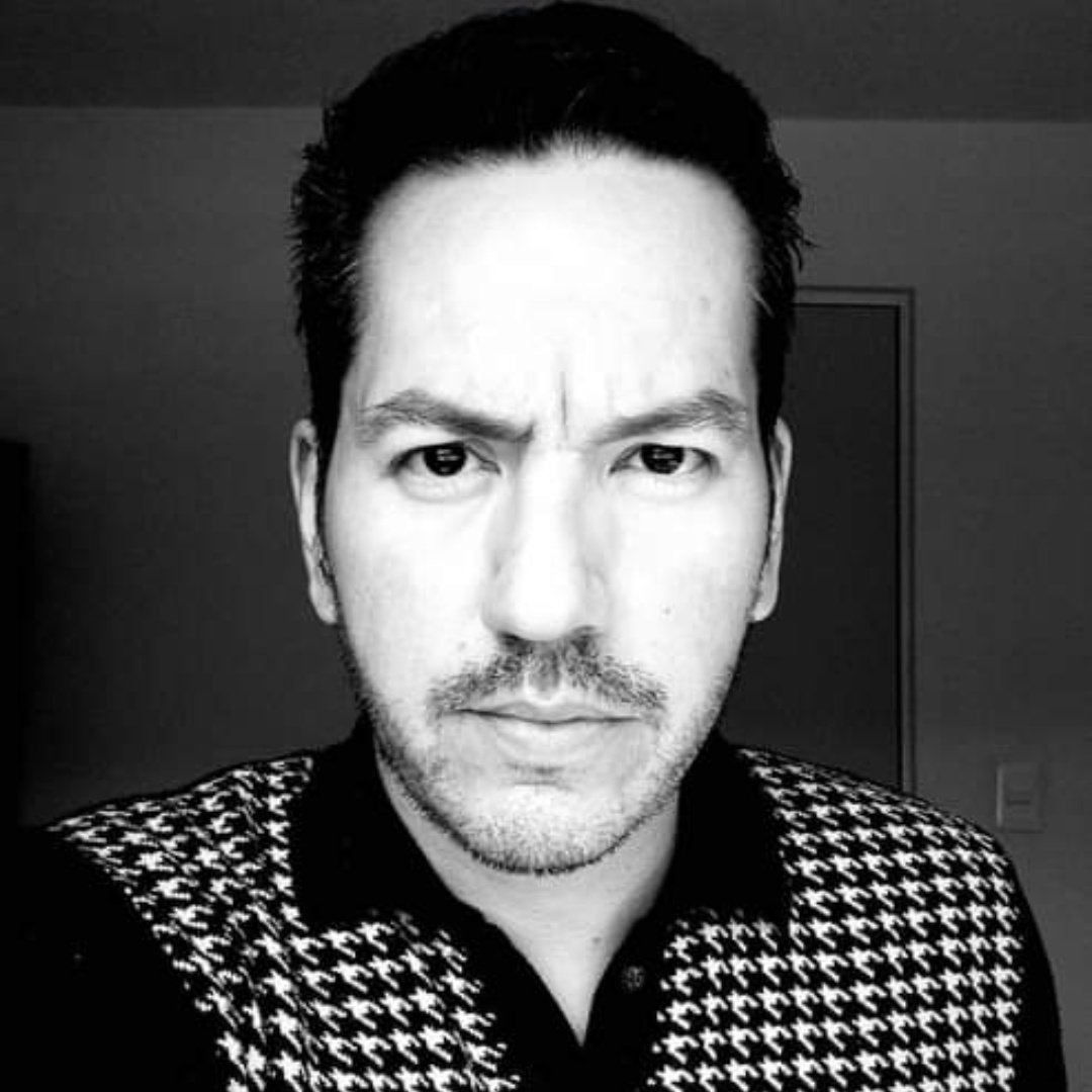 CARLOSGARZASADA's tweet photo. #NuevaFotoDePerfil https://t.co/piuT9RYPuS