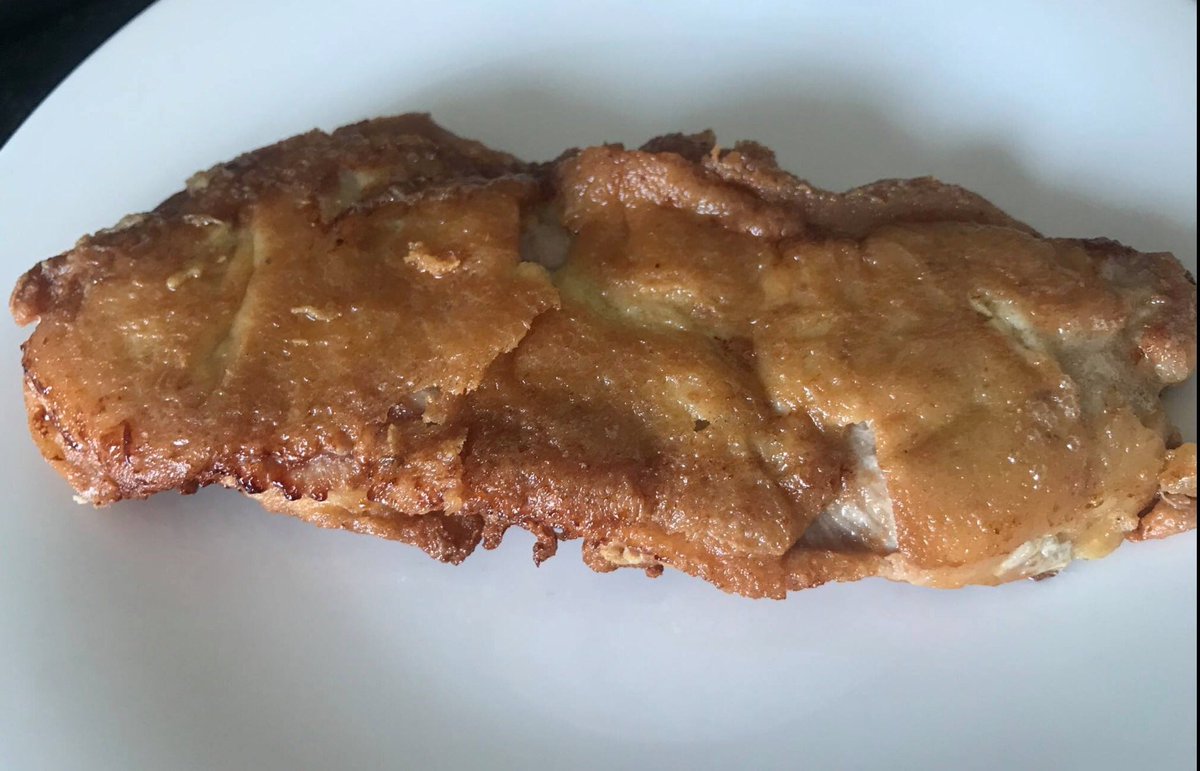 orsolya_health's tweet photo. “#WienerSchnitzel” made of #pork, #PKD-style. The breading is just blended #eggs and #cracklings with salt. Fried in lard. It’s almost like the original 😉😋 but better 😍#paleomedicinahungary #fattypork #noplants #pkddiet #ketosis https://t.co/yYH4p6eX9l