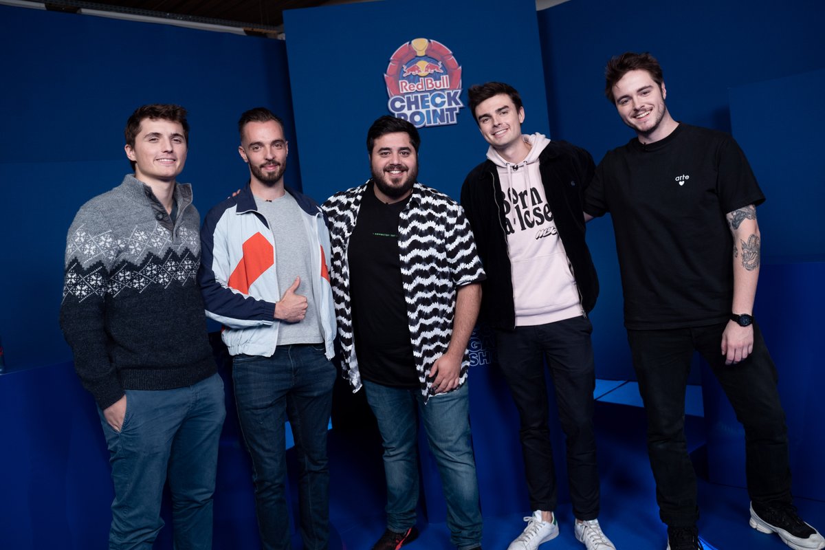 RedBullFrance's tweet photo. Mercredi 17h, nouvel épisode du Good Game Show sur #RedBullCheckpoint, tu connais 🔥
Avec @ClementHTR @HugoTravers @Simon_Puech @Micode et @Doigby
📺 https://t.co/FJAhqzfYYi https://t.co/KT2IikA3Lb