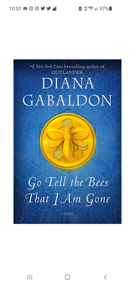 My book is here @Writer_DG ! Can't wait to read all about Jamie @SamHeughan and Claire @caitrionambalfe the continuing saga!