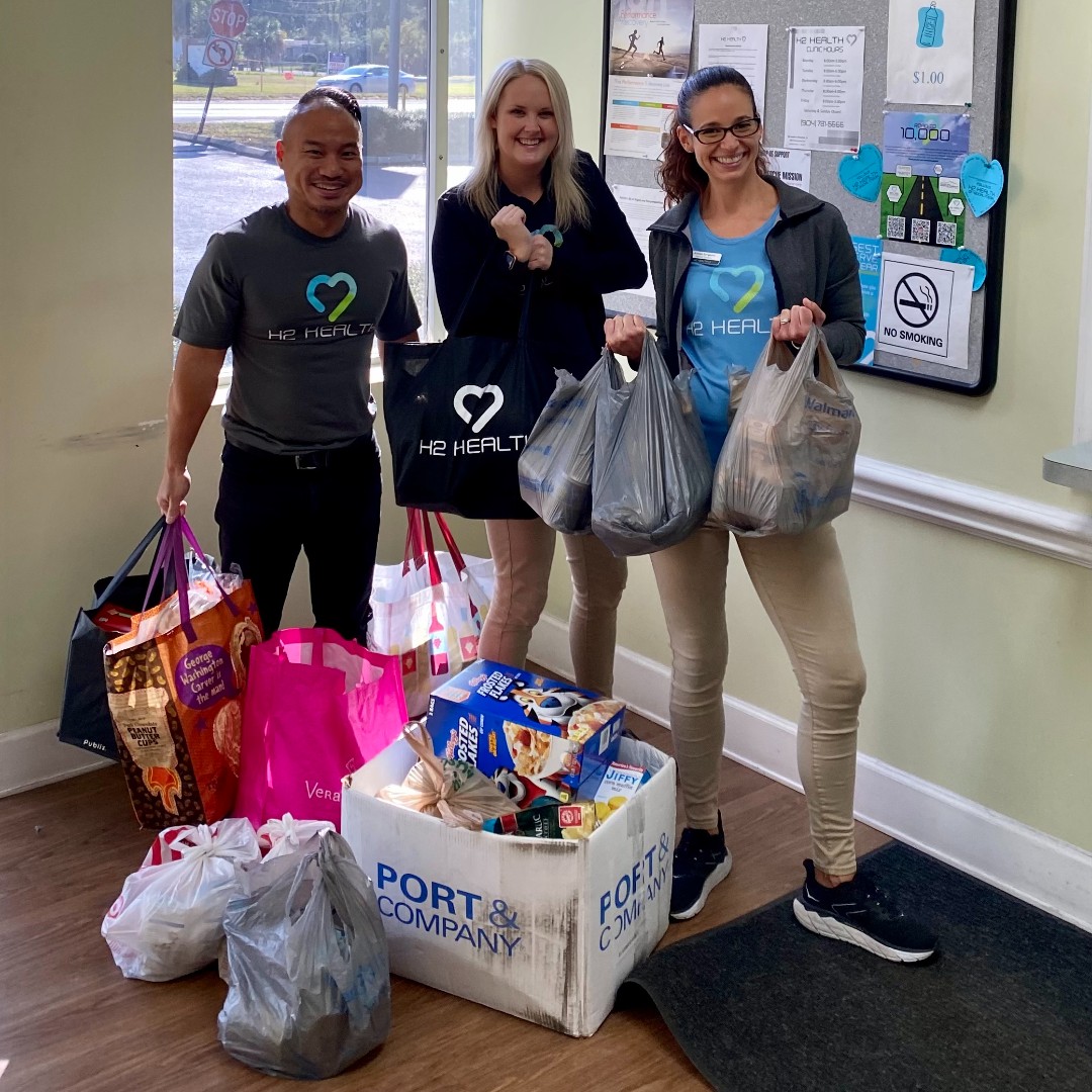 h2healthrehab's tweet photo. Our Westside, FL team made a huge difference in their community. With the help of patients and staff, we were able to donate everything pictured to the Trinity Rescue Mission just in time for Thanksgiving! π¦
#H2Health #DareToMakeADifference https://t.co/YroEShgeGJ