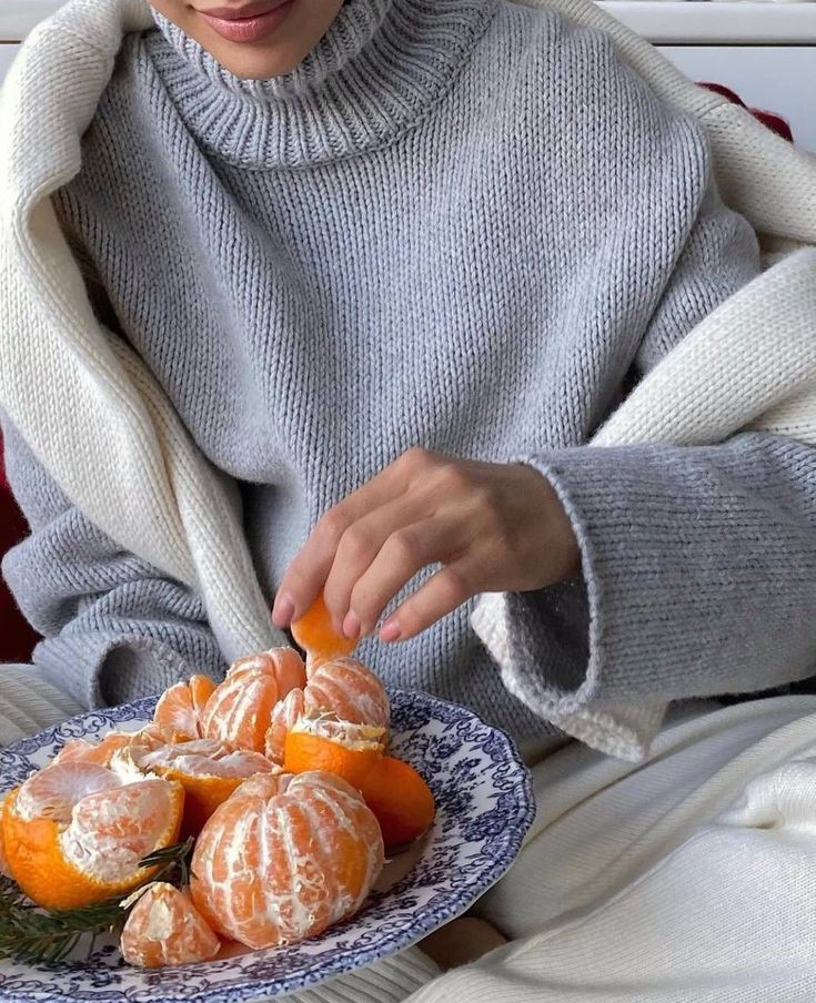angelsquemus's tweet photo. the smell of winter https://t.co/XWnl81a7BY