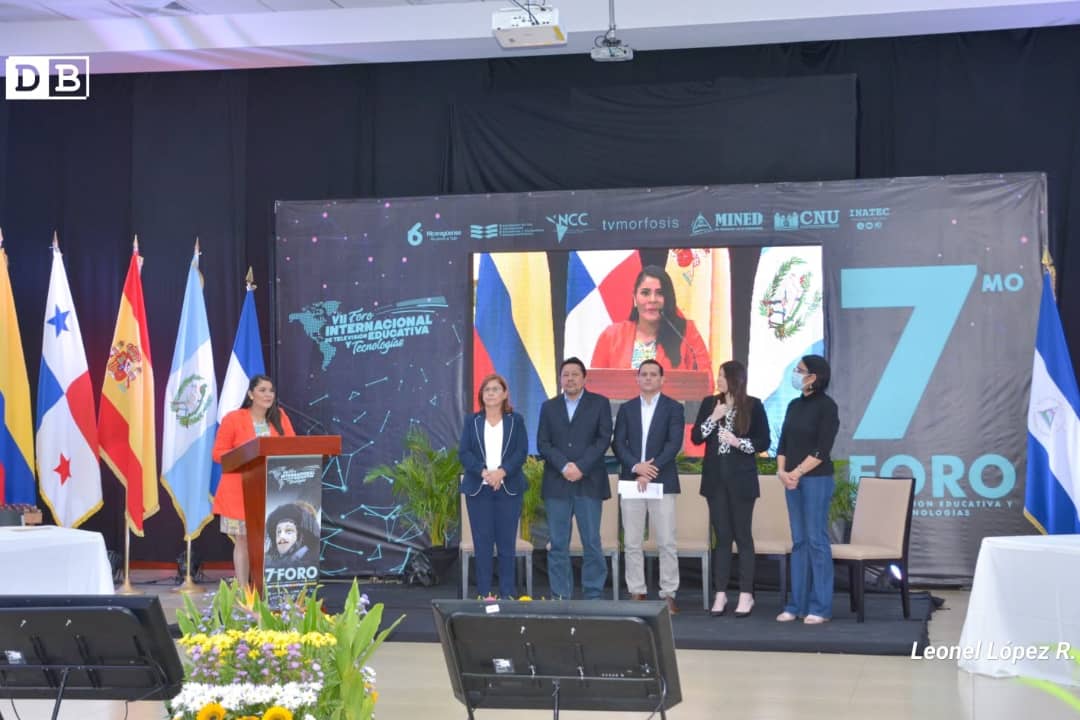 nicreativa's tweet photo. ¡En imágenes! 📸

👨🏻‍💻🎊👩🏻‍💻 Ceremonia de inauguración del  𝐕𝐈𝐈 𝐅𝐨𝐫𝐨 𝐈𝐧𝐭𝐞𝐫𝐧𝐚𝐜𝐢𝐨𝐧𝐚𝐥 𝐝𝐞 𝐓𝐞𝐥𝐞𝐯𝐢𝐬𝐢ó𝐧 𝐄𝐝𝐮𝐜𝐚𝐭𝐢𝐯𝐚 𝐲 𝐓𝐞𝐜𝐧𝐨𝐥𝐨𝐠í𝐚𝐬 𝟐𝟎𝟐𝟏, desde el auditorio Fernando Gordillo de la UNAN-Managua. 
 
#modelomultiplataforma https://t.co/eEYiNiW2JS