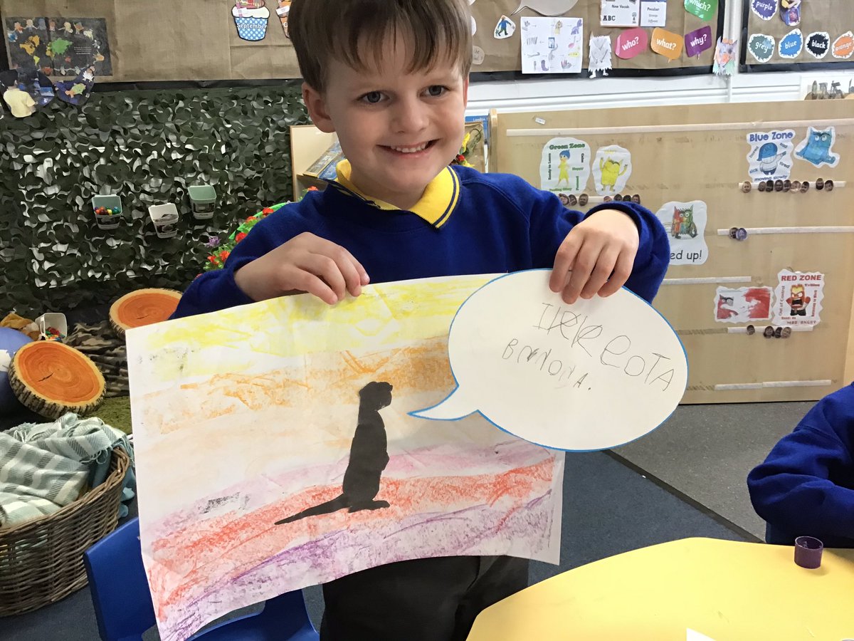 BeaverRoad_Pri's tweet photo. Handa left Reception a surprise this week. There was lots of fruit to try and a special book to read. We became authors and illustrators and added our own sentence to our sunset picture. Thank you for sharing your culture with us Handa! #handassurprise https://t.co/Lkoq41hZol