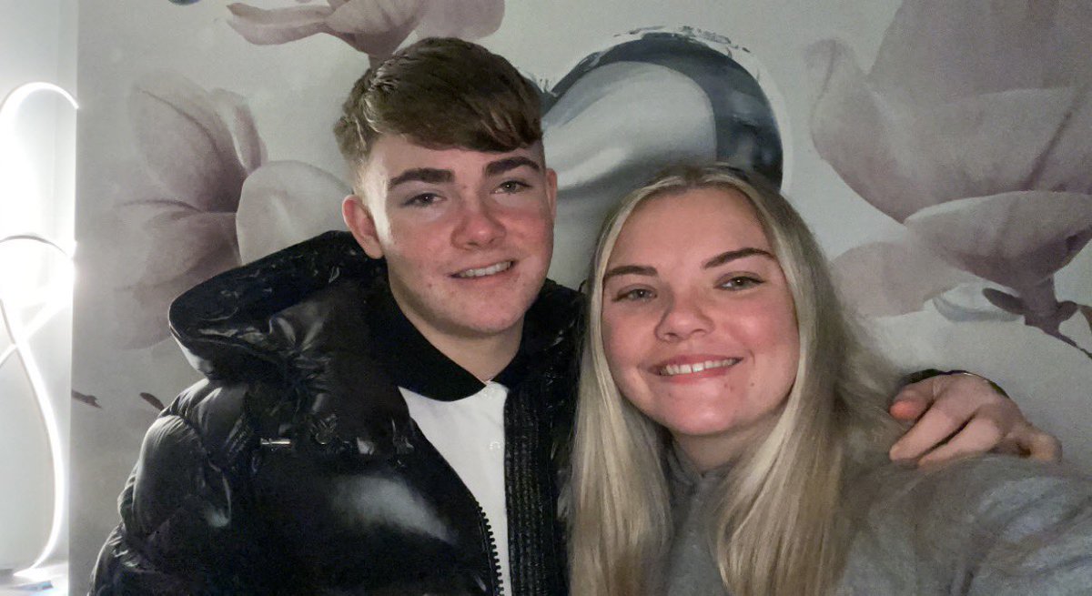 robbo_lauren's tweet photo. Bestie 👯‍♂️🥰 https://t.co/QCeymU2JNV