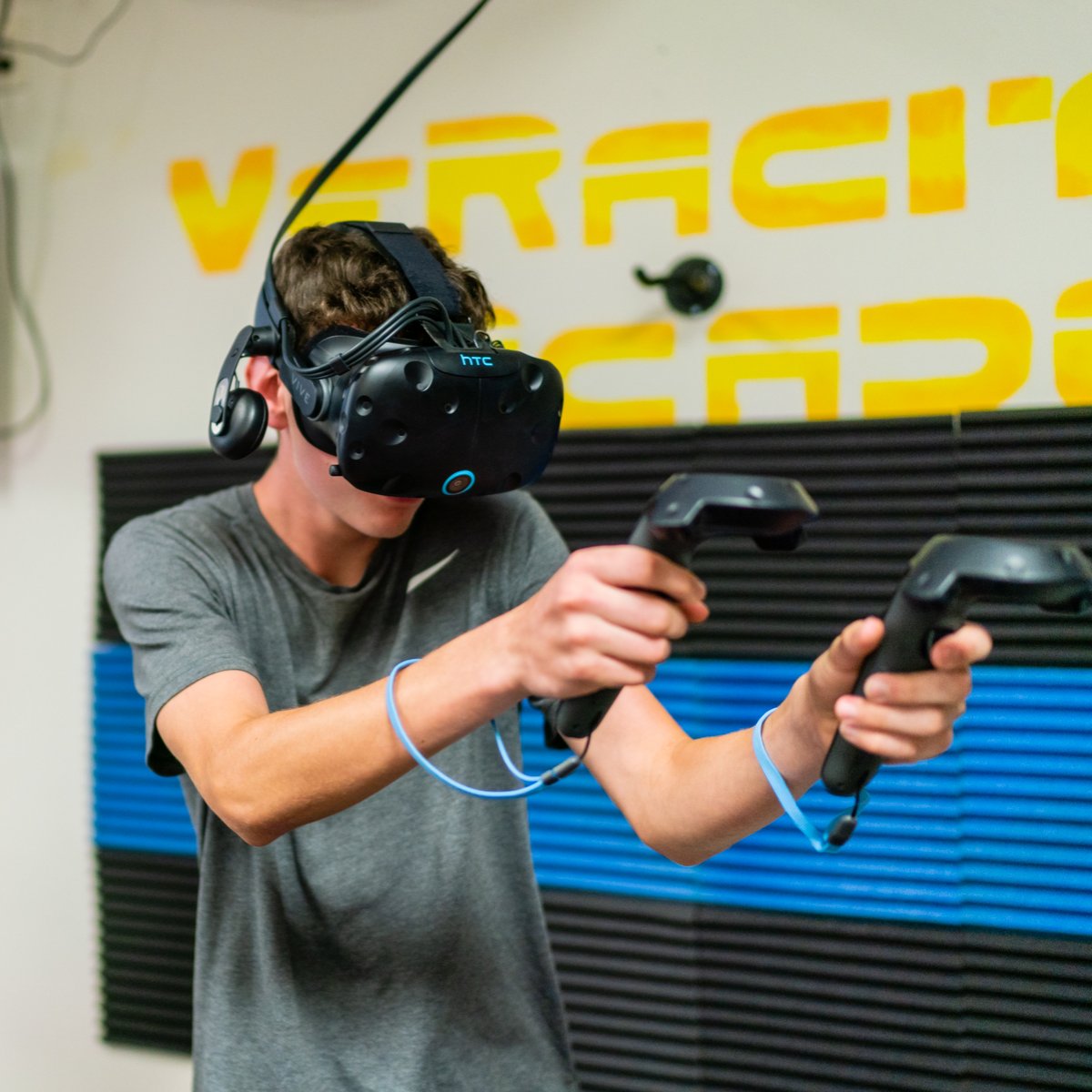 VeracityVrcade's tweet photo. We hope your Thanksgiving celebration is just as fun as a day of VR! #CorporateEvent #NewYork https://t.co/VE51QJ1Ugz