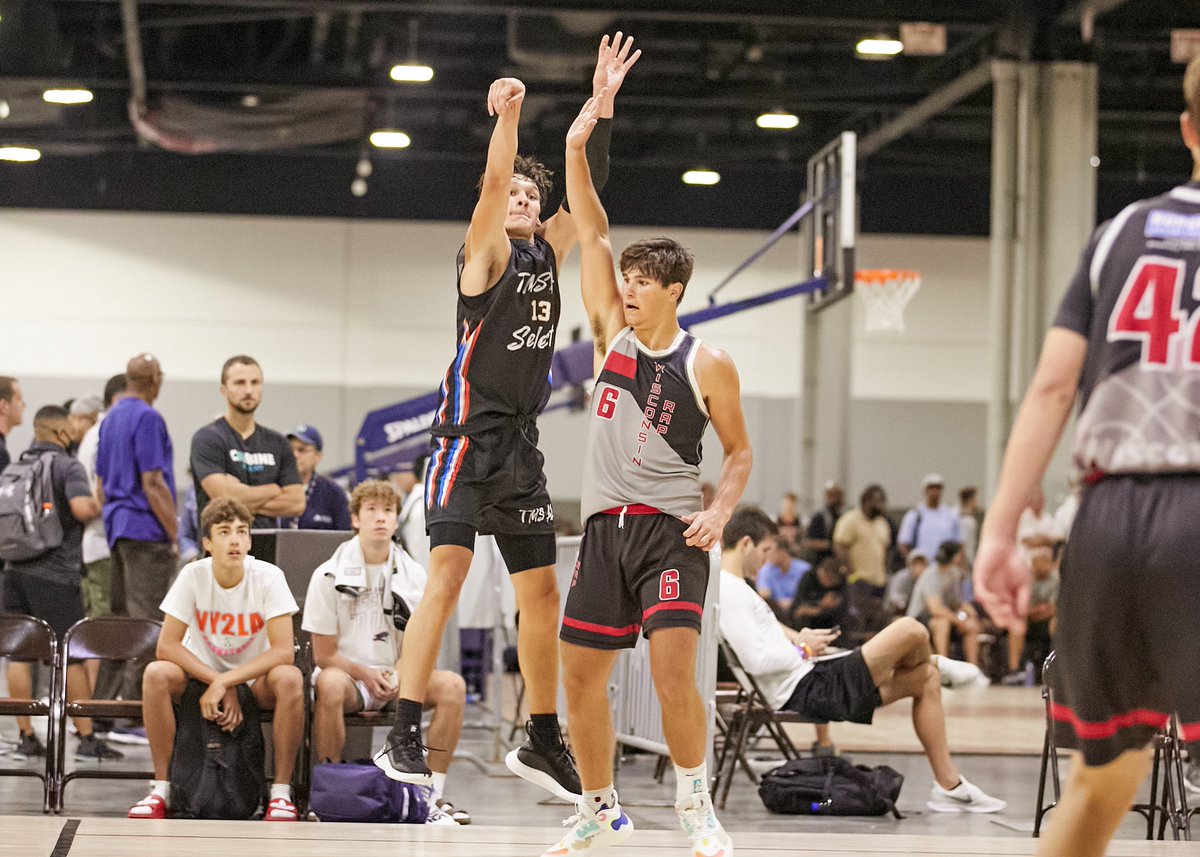 D’Courtland Christian (DC) tweet media