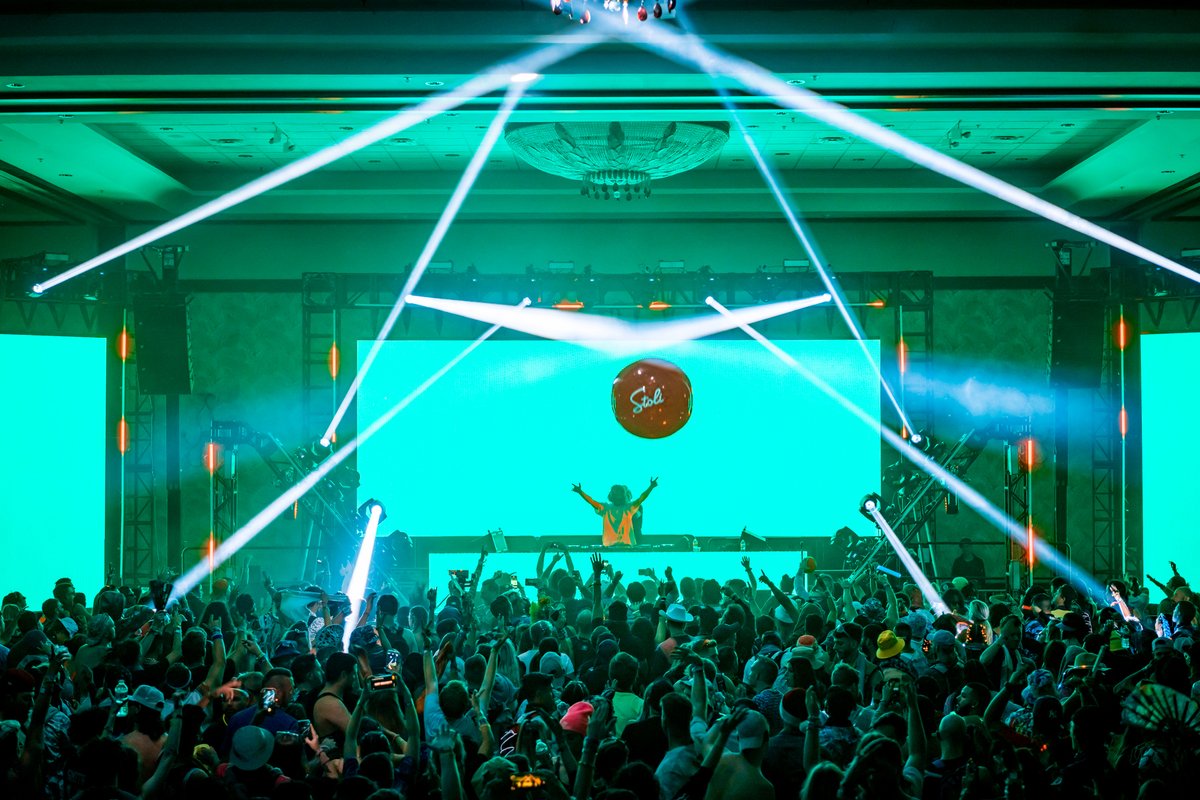 StarstreamEnt's tweet image. At a recent event, Facetime demonstrated its expanding suite of promotional services for Stoli. Facetime designed the suits, wraps, signage, and even the flower wall for the event. $SSET