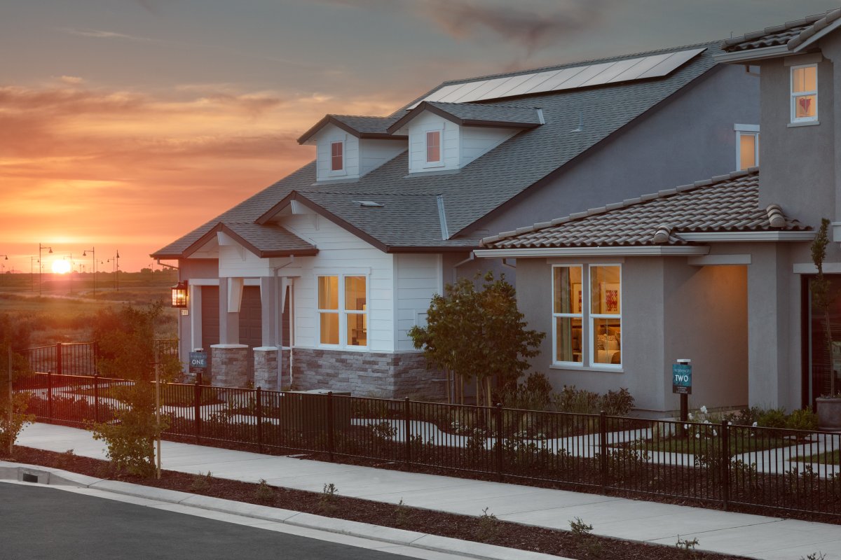 anthemunited's tweet photo. Here’s your chance to own an Anthem United home in River Islands, our neighborhood in Lathrop’s master planned community. We’ve released our three professionally designed model homes for sale. Book an appointment with our sales team at haven@anthemunited.com or 916.462.6894. https://t.co/YhWcFwUWGg