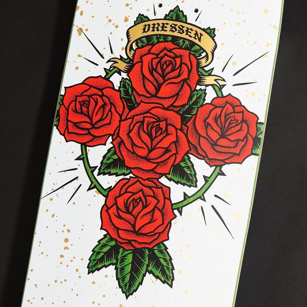 nhsskatedirect's tweet photo. 🌹 @ericdressen 🌹
👉 Dressen’s 9.31 x 31.94 ‘Rose Cross’ Pro Model @santacruzskateboards features spot matte print &amp; green and red veneers with Artwork by our friend @yaiagift 🤝 Tap image for more info!
#SantaCruzSkateboards https://t.co/3OSxVXck28 https://t.co/jXdhqEGnah
