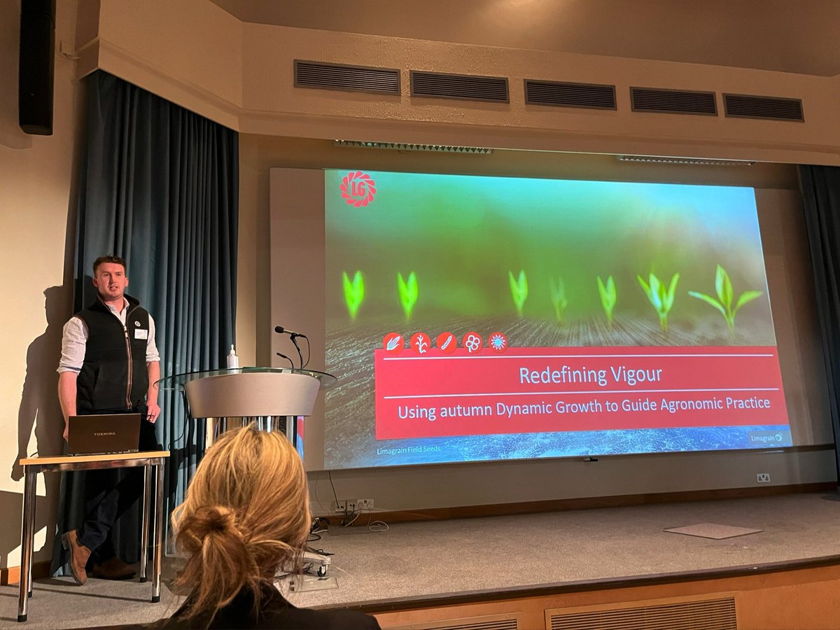 Liam Wilkinson from Limagrain UK on ‘Redefining Vigour - Using Autumn Dynamic Growth to guide agronomic practice.’ Do you know what vigour is? 🥰