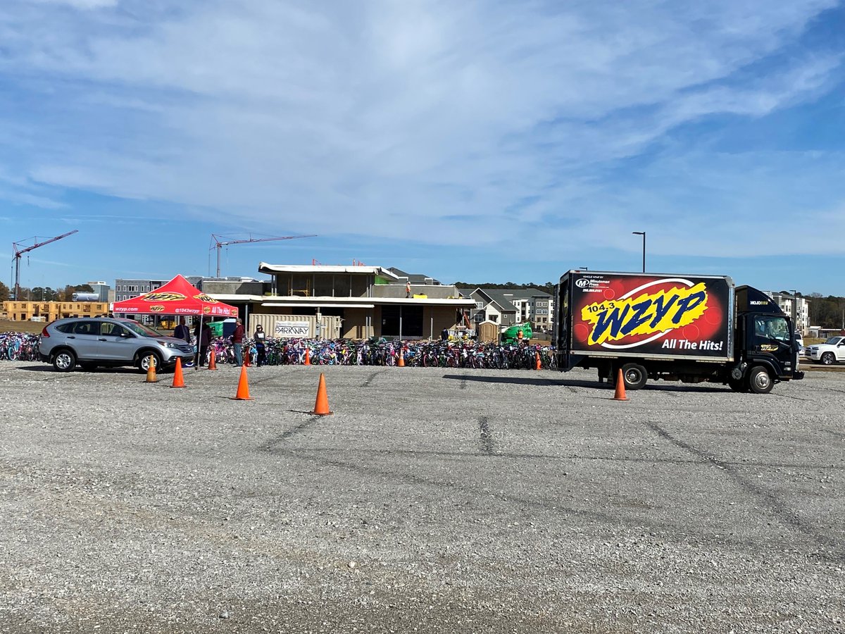 TeledyneBrown's tweet photo. TBE was proud to be a sponsor of the 19th annual Bikes or Bust. @1043WZYP is definitely making a Merry Christmas for many children across the Tennessee Valley.
#BikesOrBust #ChristmasDonations #TBE #EverywhereYouLook https://t.co/5VmeCGufh9