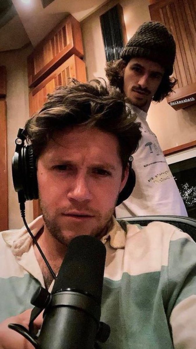 NHARCHlVE's tweet photo. OMG NIALL HORAN ?!?!?!?! https://t.co/RoIGYyu9CS
