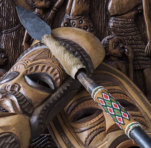 SabzerAzoh's tweet photo. There are many different wood masks in the Zulu culture.

They're:
TRIBE MASKS: used to add imagery and drama to tribal festivals.

SECRET MASKS:
Used when people want to tell a secret; the person whispers the secret to the mask, masks never repeat secrets... https://t.co/Oc934m2vaC