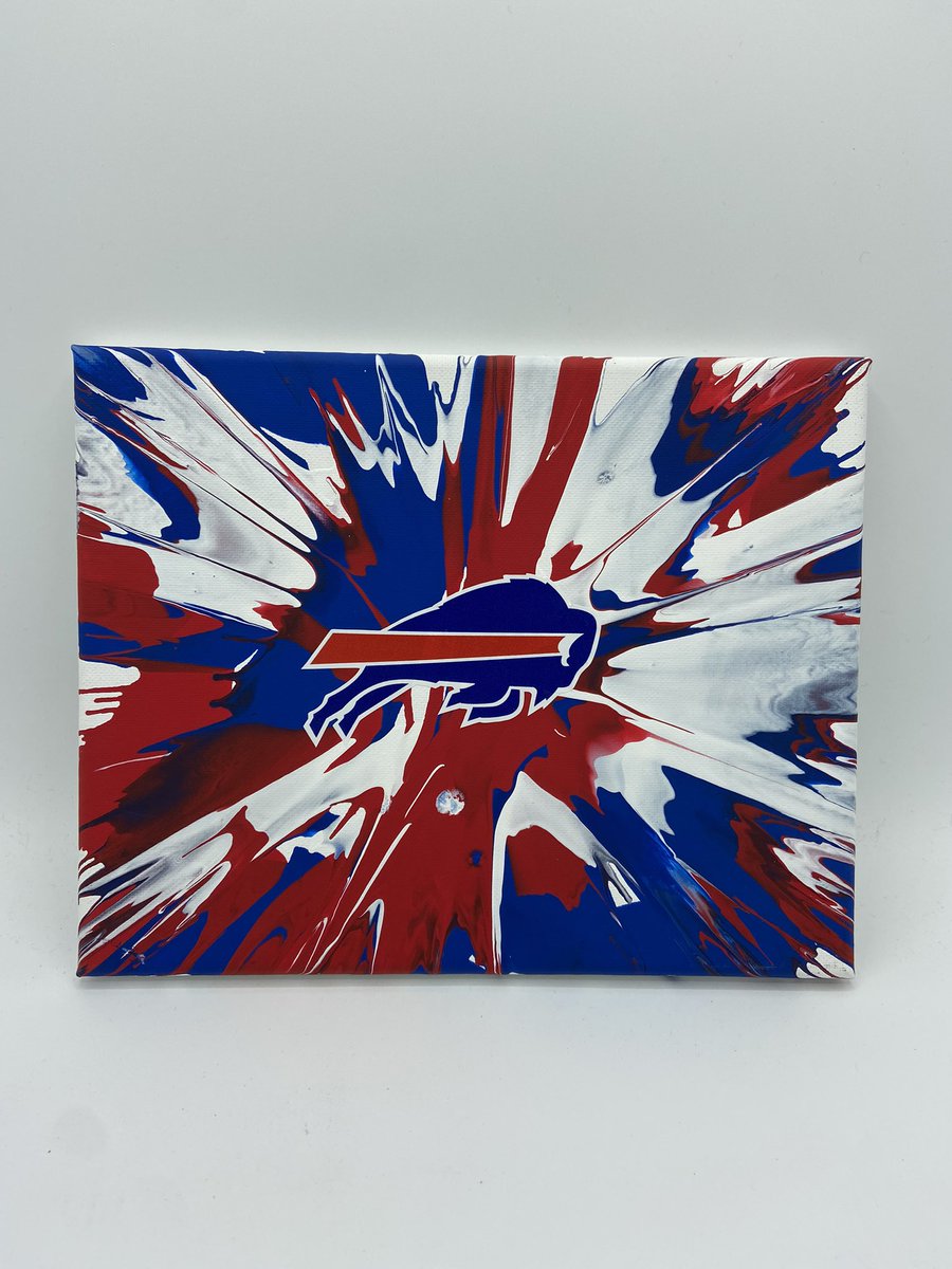 KyleMudger's tweet photo. Hello everyone, I have recently started making spin art for sports teams &amp; colleges! These canvases are 8x10, I am selling them for $30 CASH ONLY. I am taking requests for teams and canvas size, message me for more details! https://t.co/dfsslpdCLG