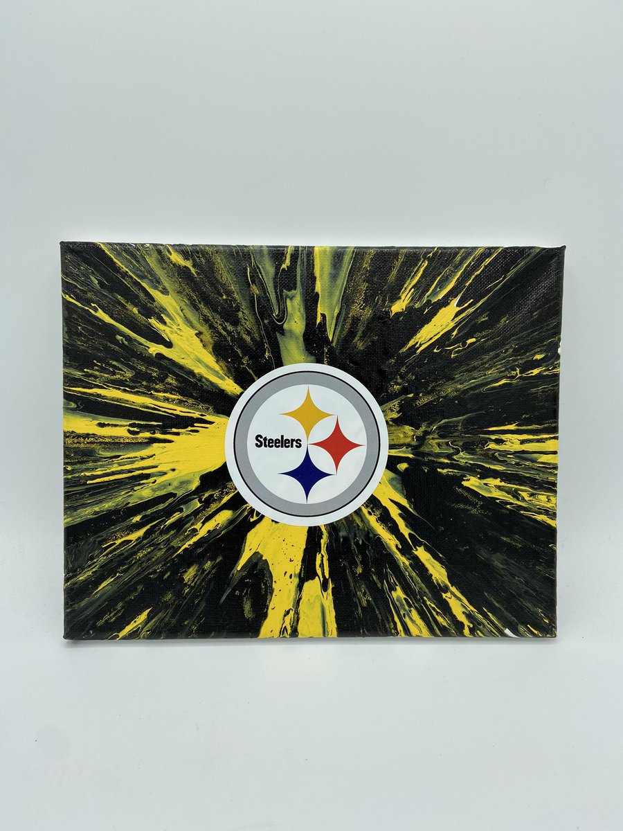KyleMudger's tweet photo. Hello everyone, I have recently started making spin art for sports teams &amp; colleges! These canvases are 8x10, I am selling them for $30 CASH ONLY. I am taking requests for teams and canvas size, message me for more details! https://t.co/dfsslpdCLG