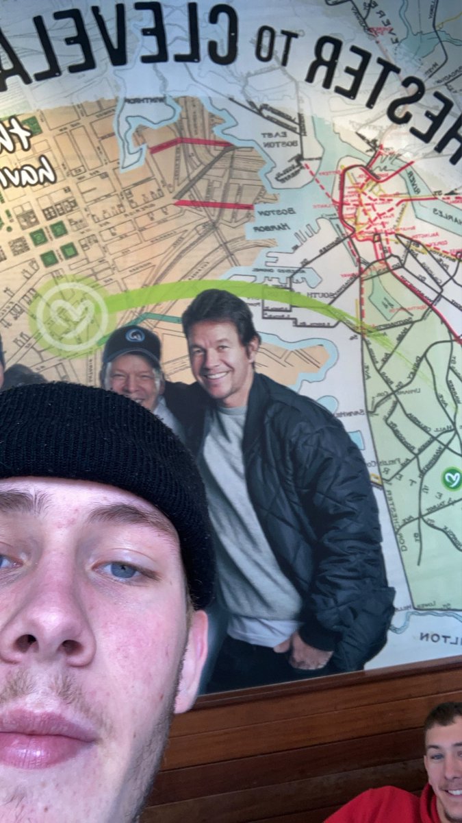 deven_frilling's tweet photo. Wya? @markwahlberg https://t.co/gYZlSwJWfe