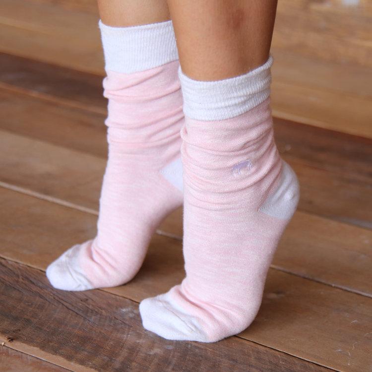 Here's what one happy customer has to say about our Sumatran elephant socks... 🐘 

'I was so excited to receive these socks and was not disappointed. They’re beautiful quality, thick and comfortable as well as helping the planet!' - Annie 

criticallyendangered.co.uk/collections/th…