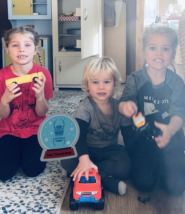 giacaches's tweet photo. Three little loves and an AR Trackable in one photo, FTW.

iOS geocachers, learn more &amp; test this Experimental Feature → https://t.co/xe1vbefqQz 

#ARtrackablecontest https://t.co/mVRnpOVbEN