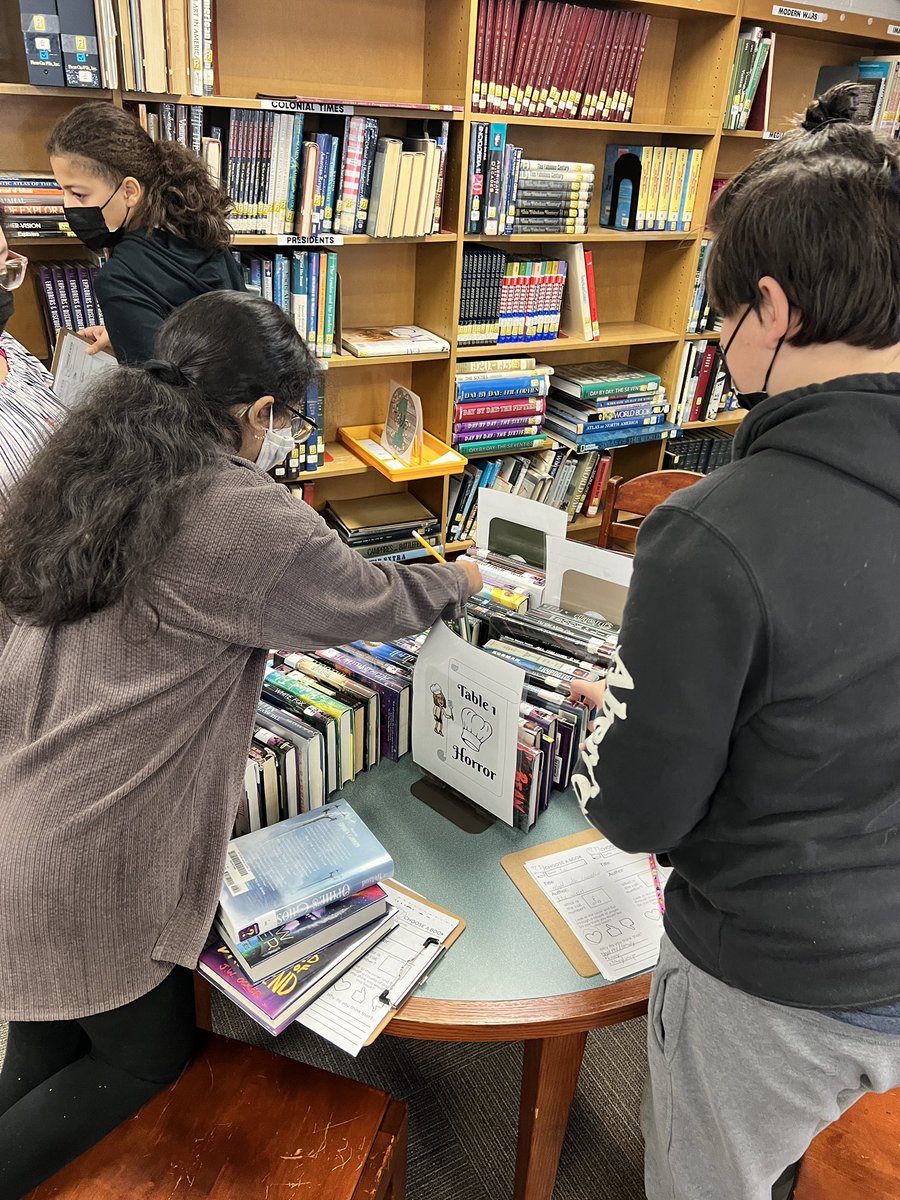 BSMSLibrary's tweet image. Book tasting w Mr. Hughes Ss! Having more than one book to have to chose between is a great problem to have! @BayShoreSchools @BayShoreSD_ELA @ChrisKauter