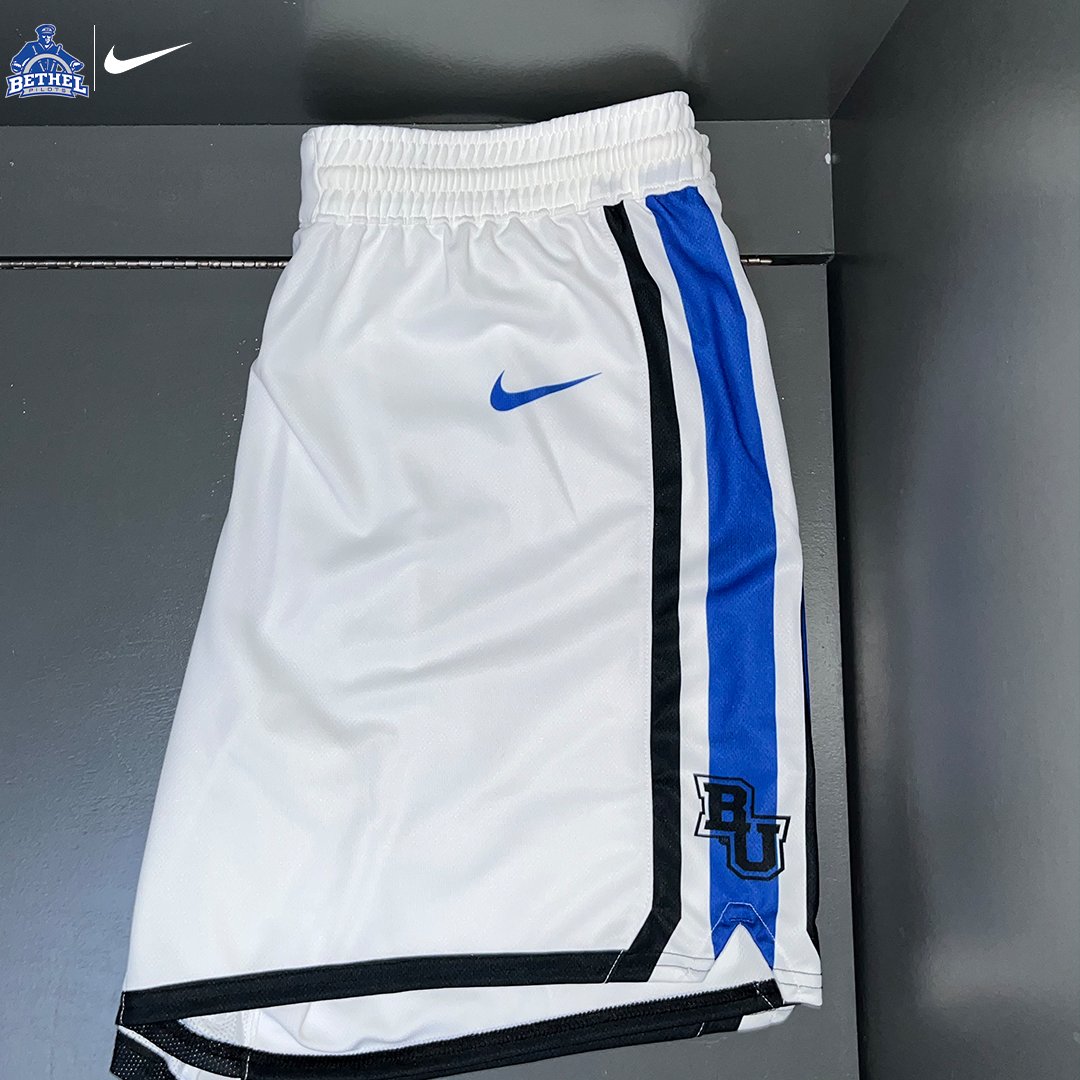 bupilotsmbb's tweet photo. Gear Day #13
🚨NEW HOME THREADS🚨

#TrueBlueBU https://t.co/jLF9Usr0RJ