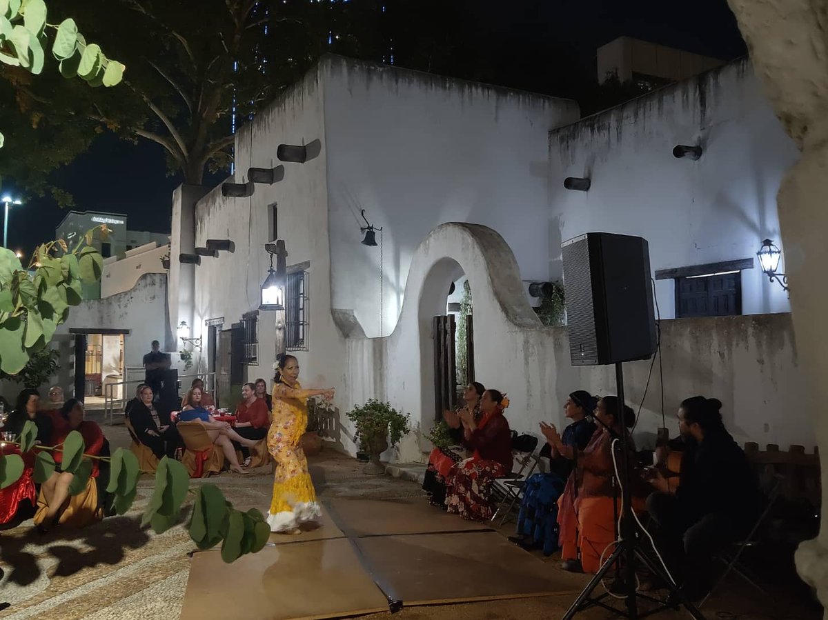 bacovioiii's tweet photo. A night in Old #Spain was a success for Chayito y Los Flamencos de #SanAntonio a benefit for The #Flamenco Arts Society of San Antonio that took place at the #Spanish Governor Palace.
#flamencomusic #flamencodance #LiveEvents https://t.co/XWjIFNi3jp