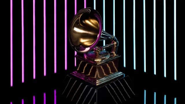 taylorswiftes_'s tweet photo. ‘Evermore’ de Taylor Swift está nominado a ALBUM OF THE YEAR en los #GRAMMYs https://t.co/imqrI1LRwF
