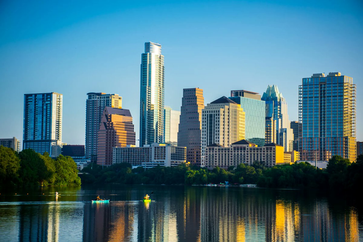 visual_standard's tweet image. “You need not even listen, just wait…the world will offer itself freely to you, unmasking itself.”

–Franz Kafka

#downtownaustin #atx #austin #austintx #austintexas #flights #destination #tourism #landscape #explorepage #TheVisualStandard #visualstandard #visualstandardtraveler