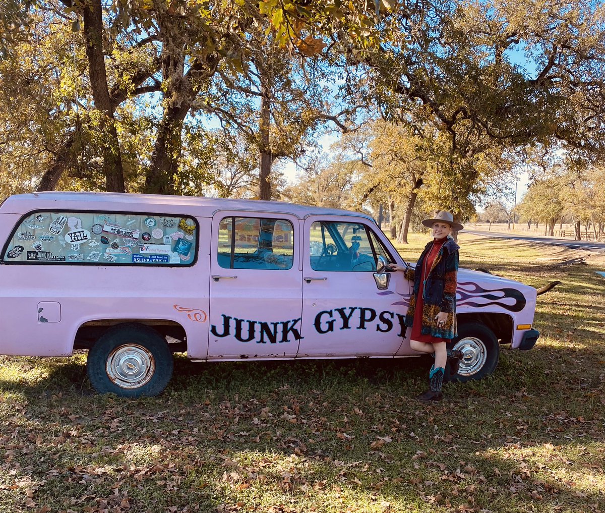 Hopebrewer13's tweet photo. 👑JUNK GYPSY👑 https://t.co/sWLcDTUGG4