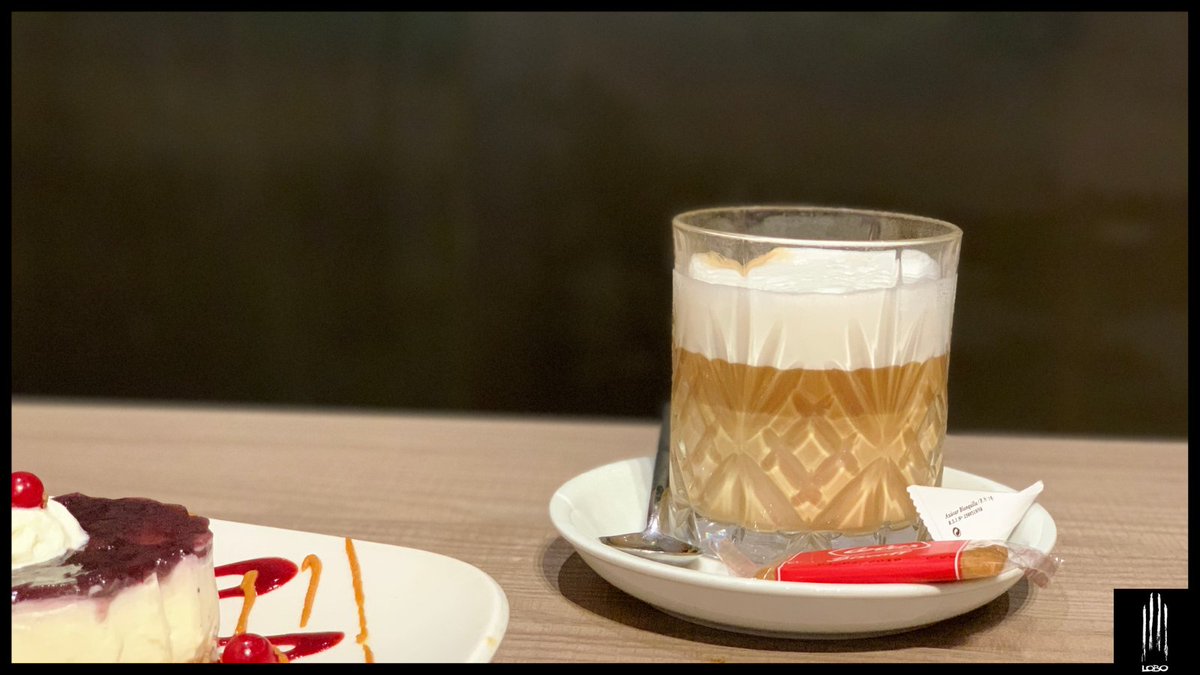 LoboDonosti's tweet photo. ¿A quién le apetece algo calentito?
🍰☕️🧁🫖
#lobodonosti #lobogros #lobocentro #loboantiguo #merienda #merendar #cafe #coffe #tarta #bizcocho #bar #bardonostia #merendarensansebastian https://t.co/iTzWvKpe1w