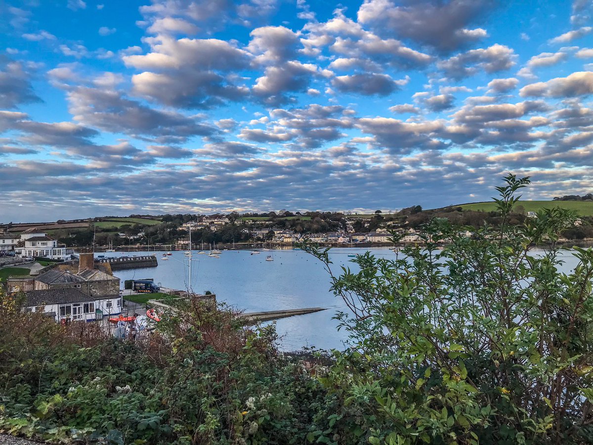 BlueWaters_H0L's tweet photo. A beautiful mackerel sky over Falmouth this afternoon… https://t.co/nMsSbmq41d