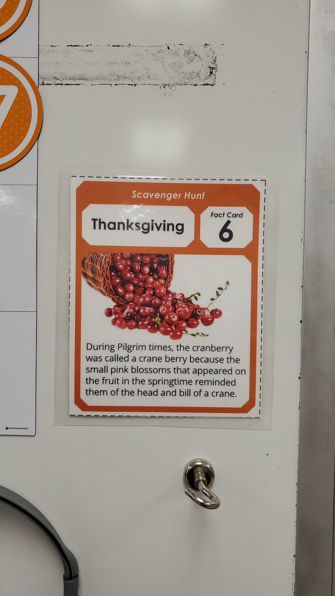 tabikat911's tweet photo. At the HawksNESt working together. Thanksgiving Scavenger Hunt. https://t.co/bRuk0UhUmN