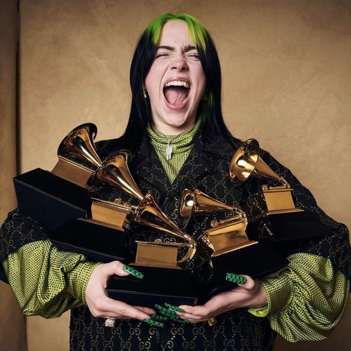 eilishdata's tweet photo. .@BillieEilish is officially a 17x #GRAMMYs nominee. https://t.co/TKoON24YpB