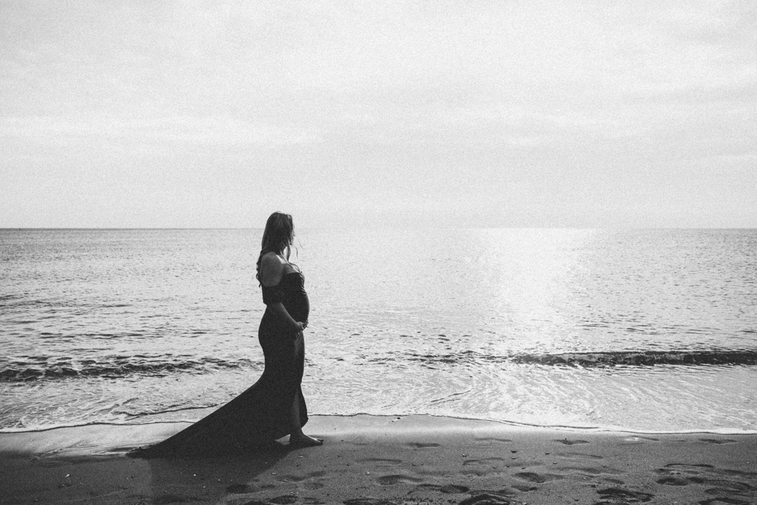MagdaleneKourti's tweet photo. Many of the portrait shootings involve wedding proposals, honeymoons, holidays, anniversaries, vows renewals, maternity, etc  Book yours!

Magdalene x

#maternityportrait #holidayportrait #summerportrait #weddingphotographergreece #mkourti #weddingphotographer #wedding #weddingph https://t.co/Qm7UpGfygj