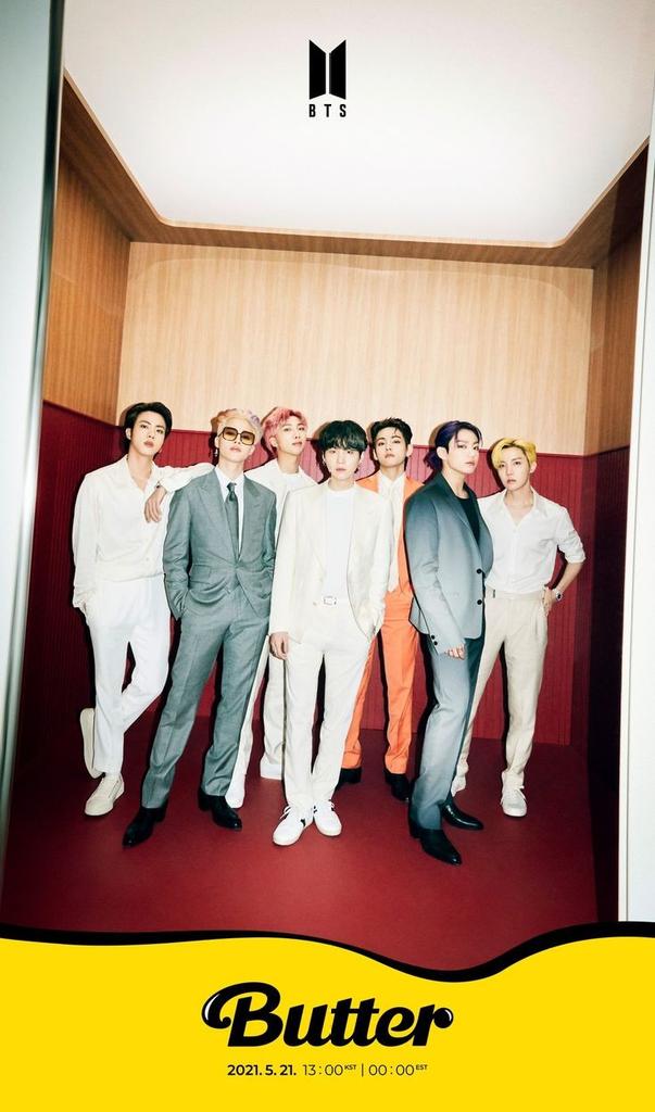 AnahiBethel's tweet photo. Yo? Yo solo escucho la cancion que estuvo en #1 hot 100, por 7 semanas, rompio records y tiene de las mejores presentaciones del año. 
#StreamButter #ButterSOTY https://t.co/6UsXweAM7Q