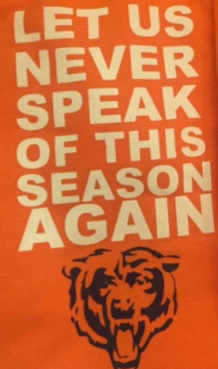 mvpizzym23's tweet photo. @KRoseSharkey What you'd think he say Hahahahahaha... Can his azz and whoever is really in charge of play calling... https://t.co/JpPWk7YJRI
